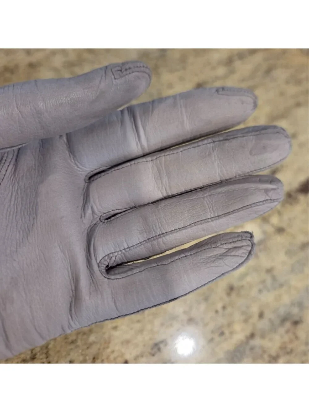 Vintage Womens Size M Gray Soft Kid Leather Formal Gloves Wrist Button